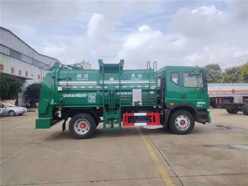 東風10方11方餐廚垃圾車(方罐)