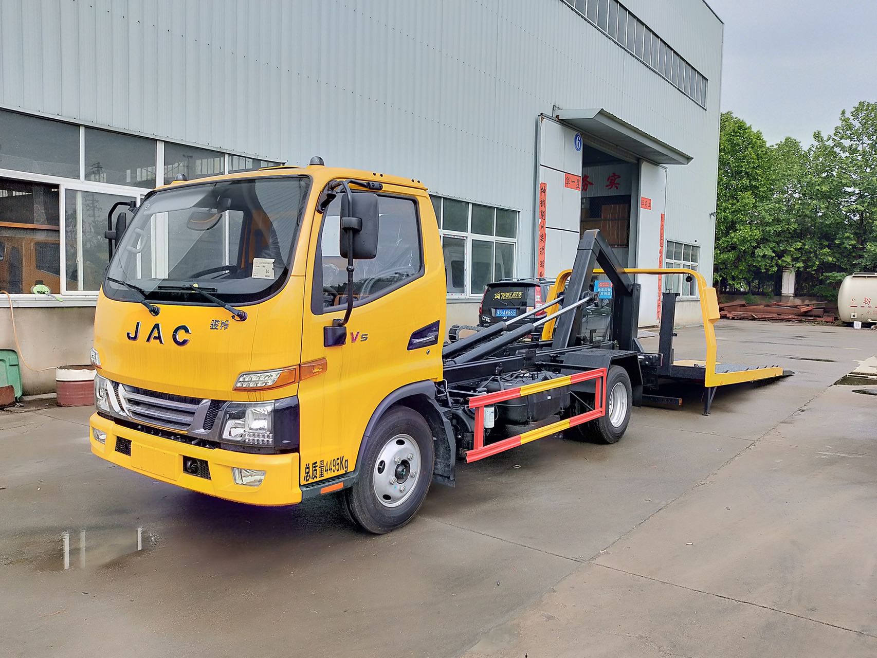 ���������{(l��n)��һ�϶�����܇